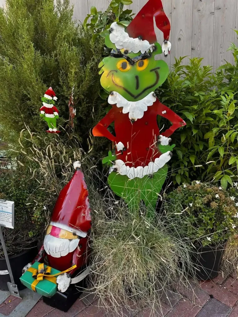 Grinch Outdoor Decor