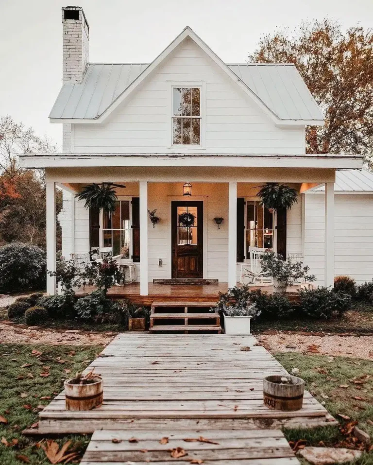 Farmhouse Outdoor Decor