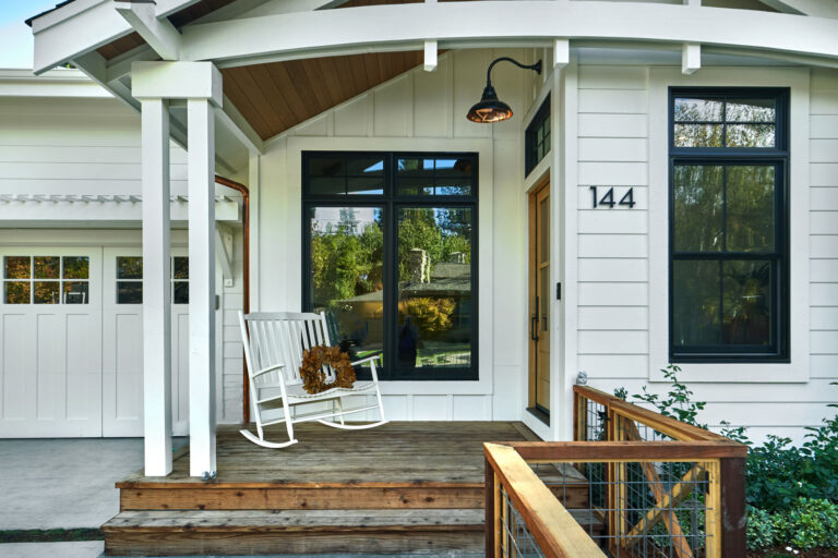 Outdoor Entryway Decor Ideas